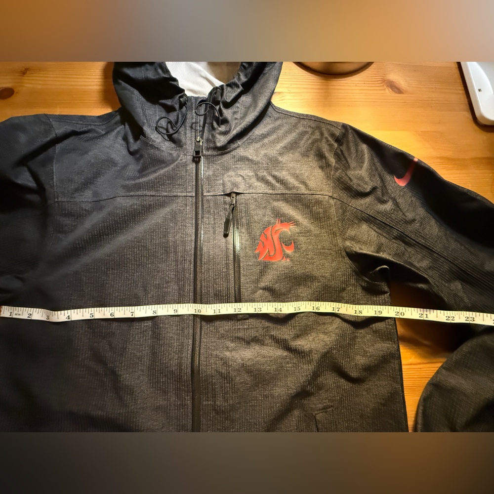 Washington State Nike Pro Rain Jacket - Picture 6 of 11